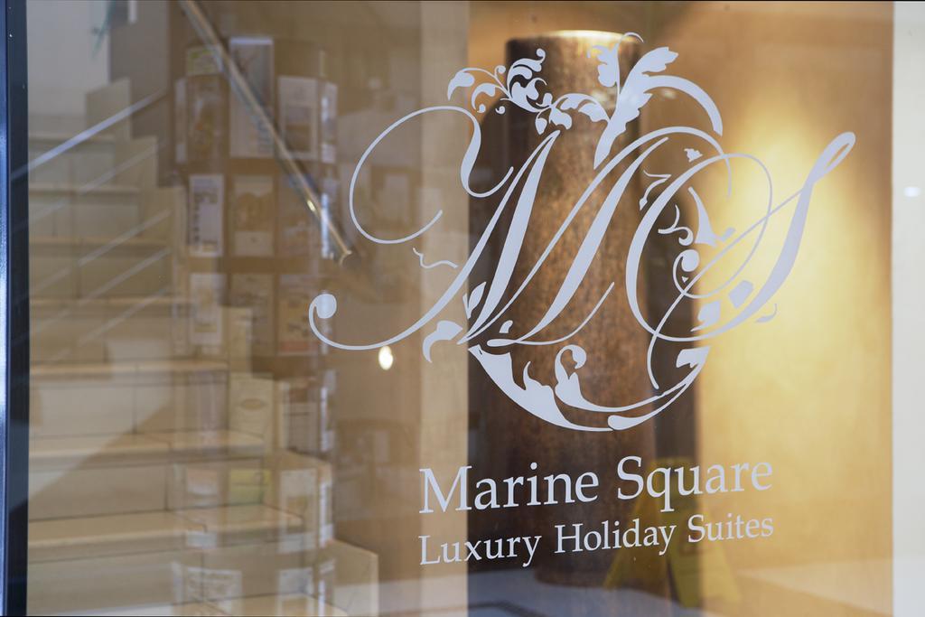 Marine Square Luxury Suites 허머너스 외부 사진